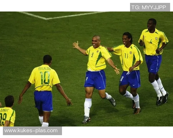 1988年欧洲足球明星回顾与传奇瞬间的全景展现 1988年欧洲足球明星回顾与传奇瞬间的全景展现