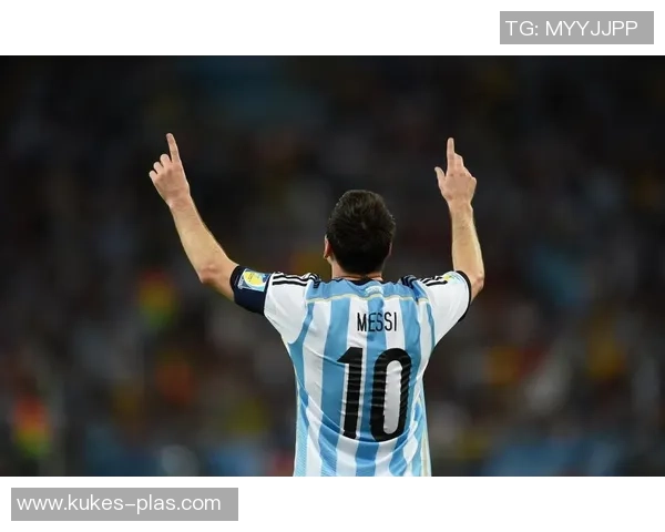 巴黎足球明星壁纸精选展现球场魅力与风采的视觉盛宴